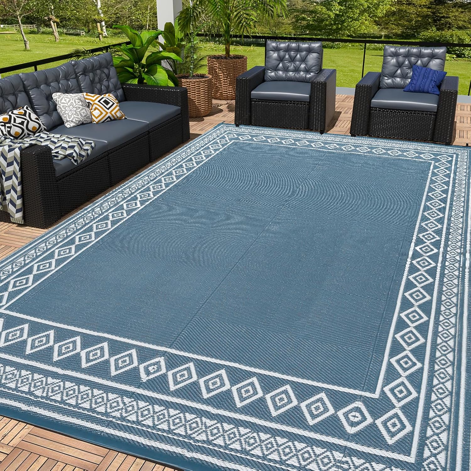 OPPODREAM Outdoor Rug 5x8 Ft, Waterproof Outdoor Plastic Straw Rug for Patio, Reversible Out Door Carpet for Camping, Deck, Rv, 5 x 8 Area Carpet for Balcony, Porch, Backyard, White & Navy Blue